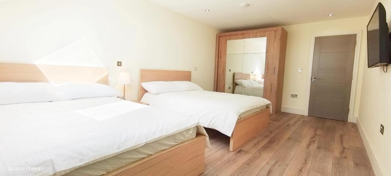 Top Floor Flat 5 Northwood Northwood  Екстериор снимка